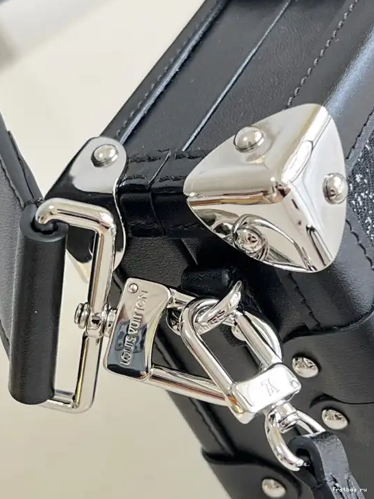 First bag ru LOUIS VUITTON MALLE PETITE 0616